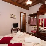 La Pietraia By Vacavilla